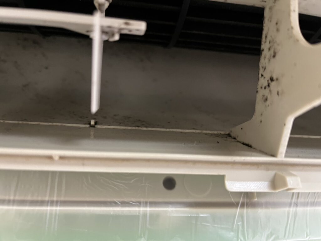 2026/4/25　エアコンクリーニング前