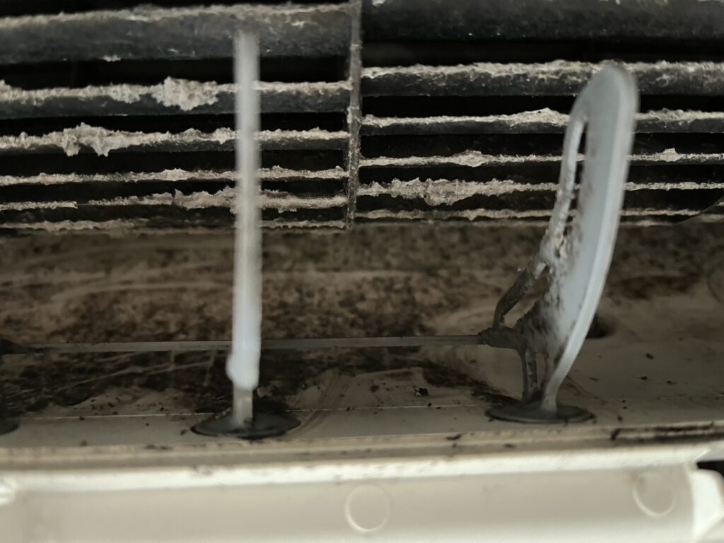 26/4/26　エアコンクリーニング前